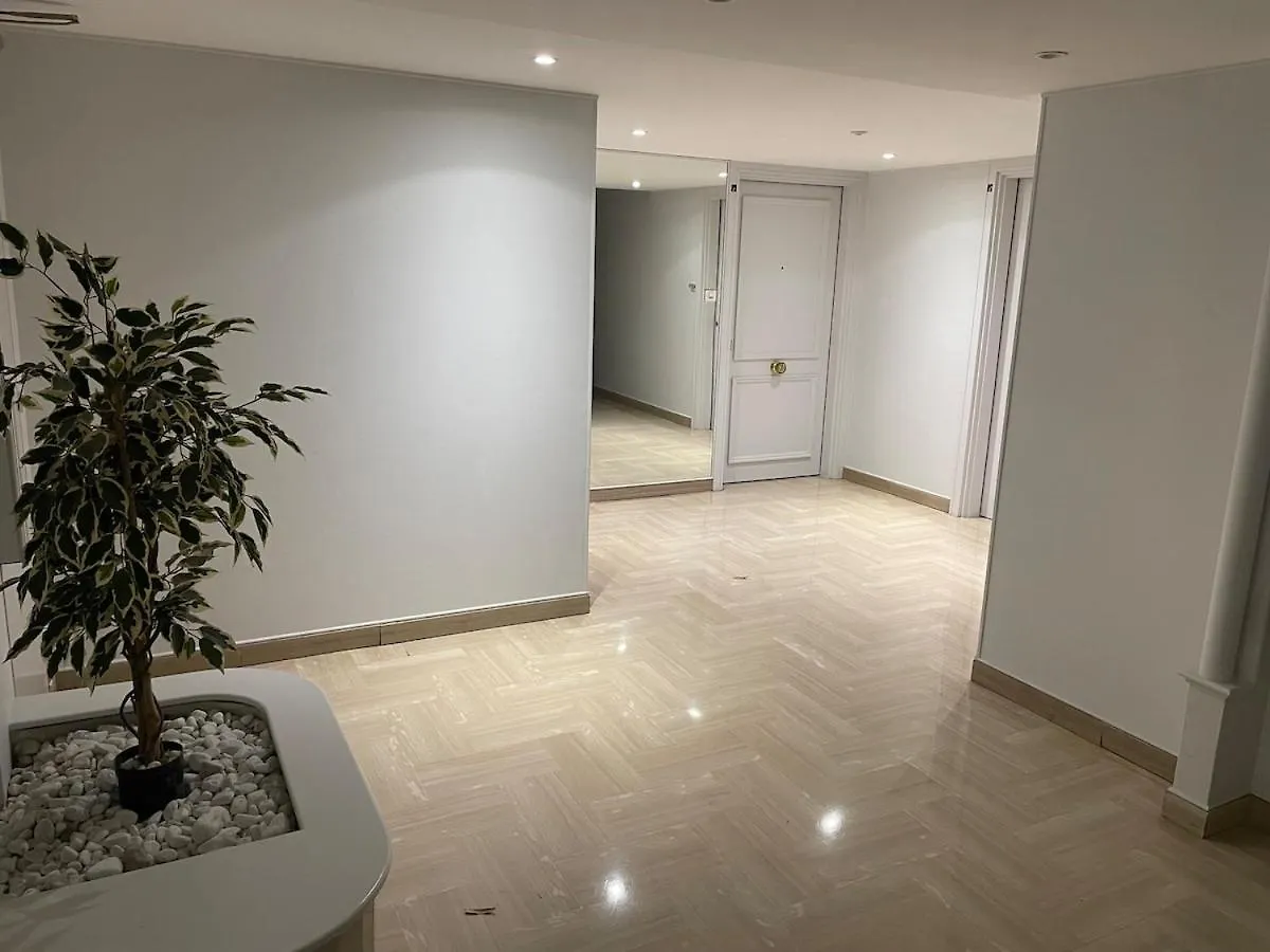 Cosy Studio Avec Piscine Residentielle & Proche Centre Ville Cannes 0*,